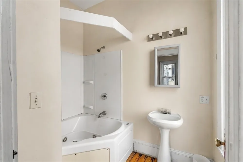 20 Highgate St, Boston, MA 02134