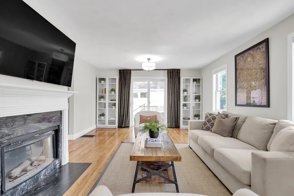 4 Rebecca Rd, Newton, MA 02465