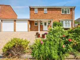 Derwent Road, Linslade, Leighton Buzzard photo