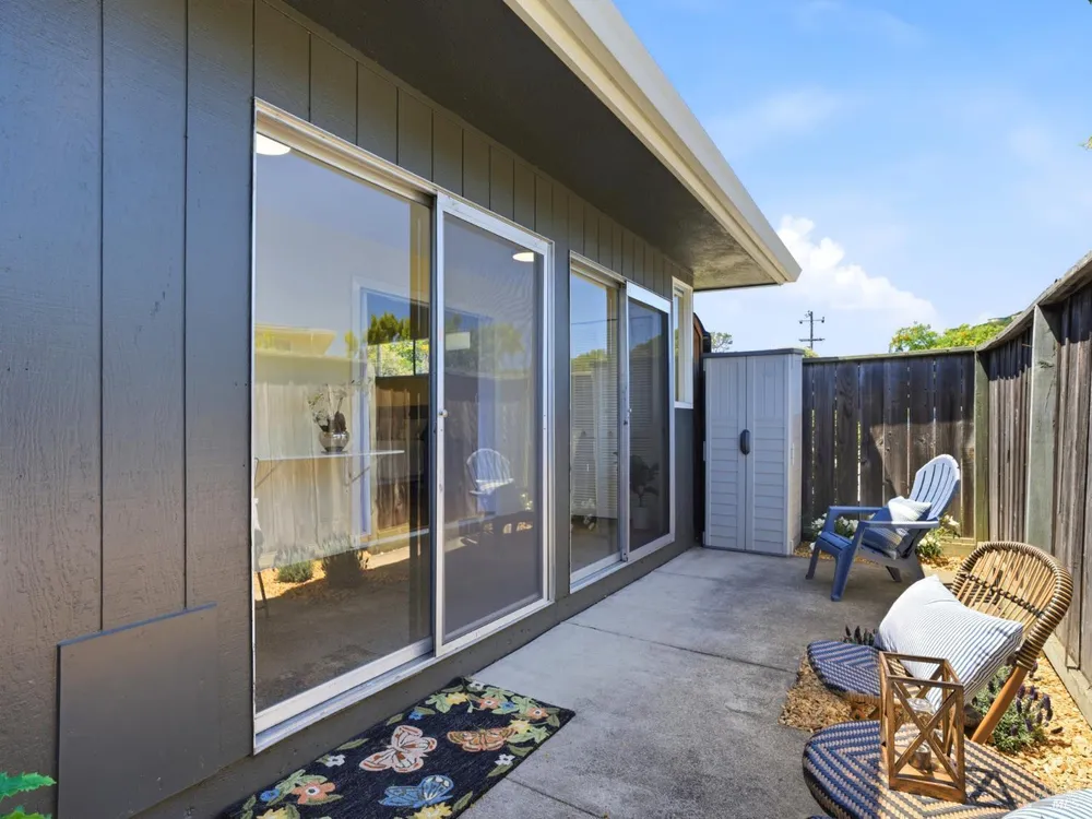 1004 Los Gamos Rd, San Rafael, CA 94903