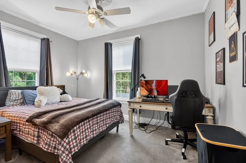 45 Church St, Chelmsford, MA 01863