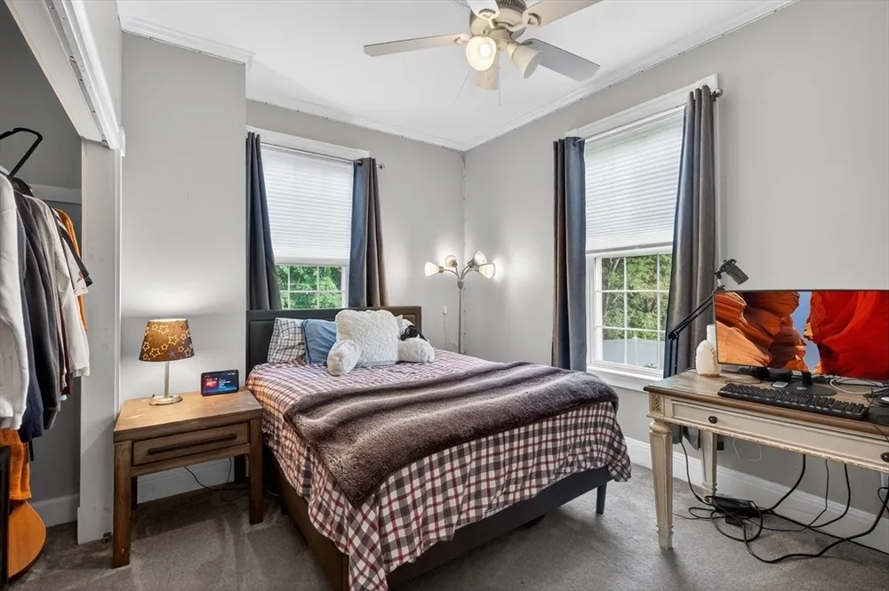 45 Church St, Chelmsford, MA 01863