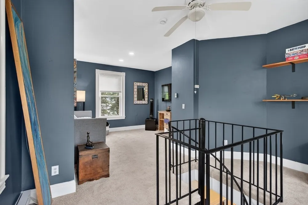 45 Church St, Chelmsford, MA 01863