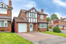 Thomas Close, Corby