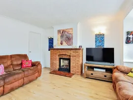 Thomas Close, Corby thumb 3