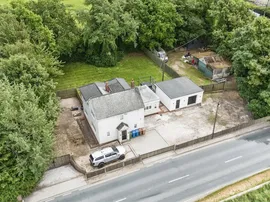Thorne Road, East Cowick, Goole thumb 2