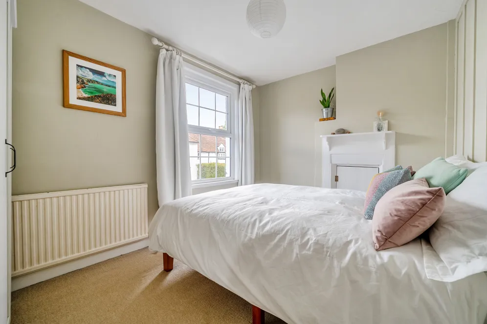 Marlow Road, Bourne End, SL8 photo 16