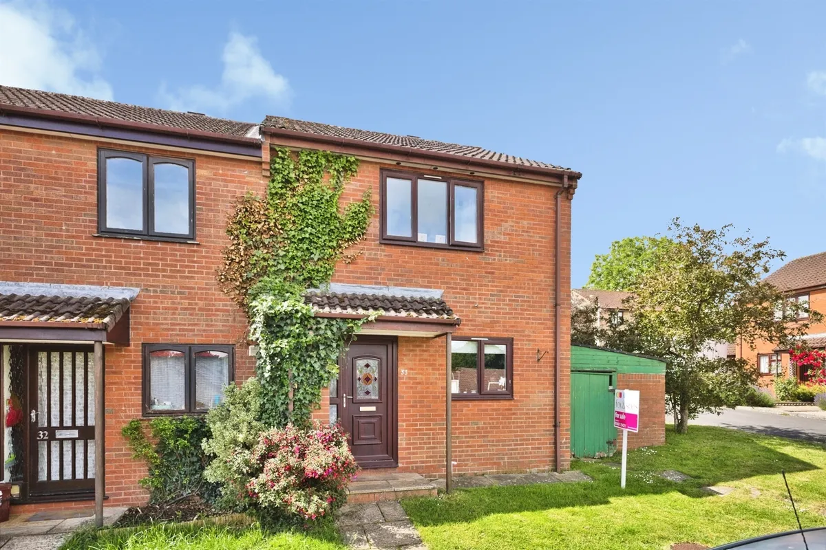 Orchard Rise, Crewkerne
