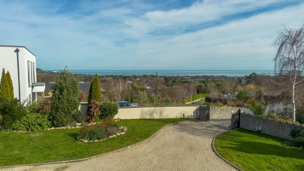 Small Oaks, 6 Rathmichael Haven, Rathmichael, Dublin 18, D18A702