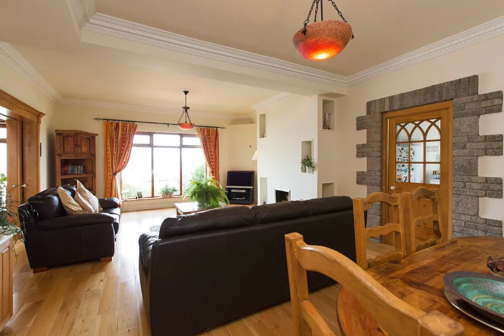 Small Oaks, 6 Rathmichael Haven, Rathmichael, Dublin 18, D18A702