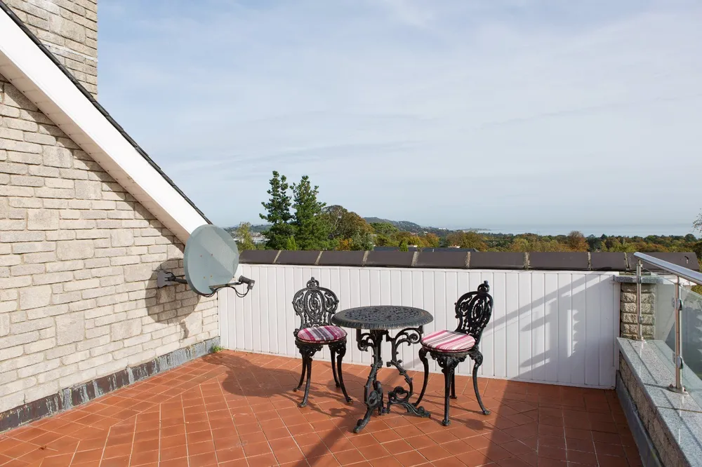 Small Oaks, 6 Rathmichael Haven, Rathmichael, Dublin 18, D18A702