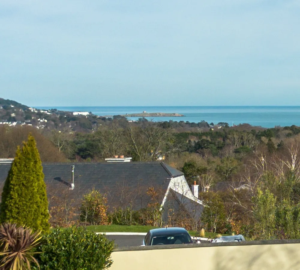 Small Oaks, 6 Rathmichael Haven, Rathmichael, Dublin 18, D18A702