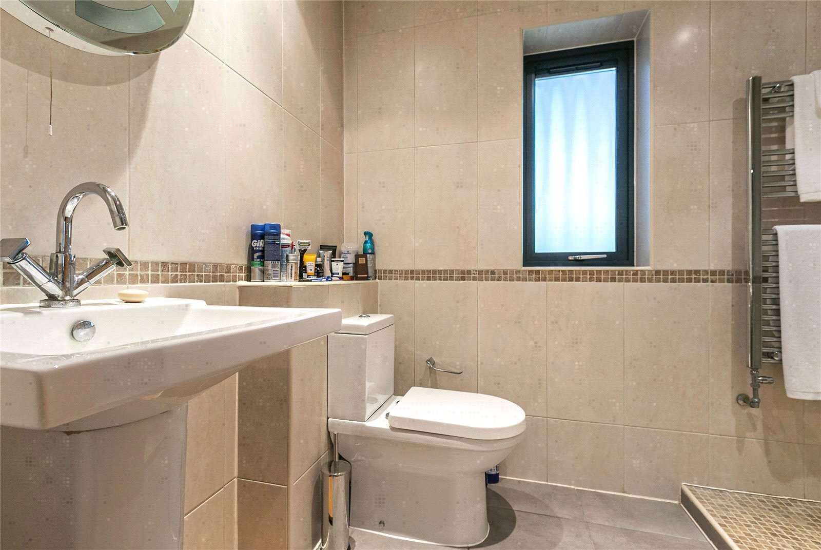 Dorset Lake Avenue, Lilliput, Poole, Dorset, BH14 Image 15
