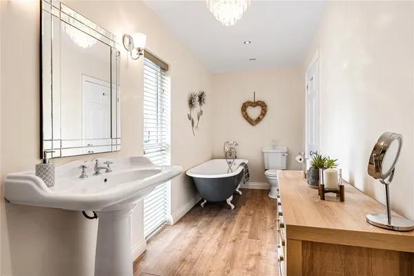 Manor Close, Tavistock, PL19 photo 14
