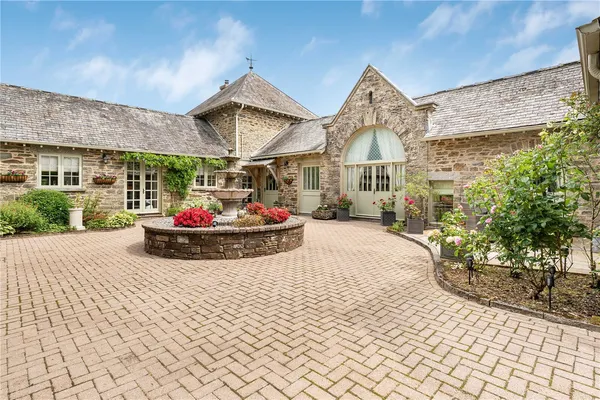 Manor Close, Tavistock, PL19 photo 22
