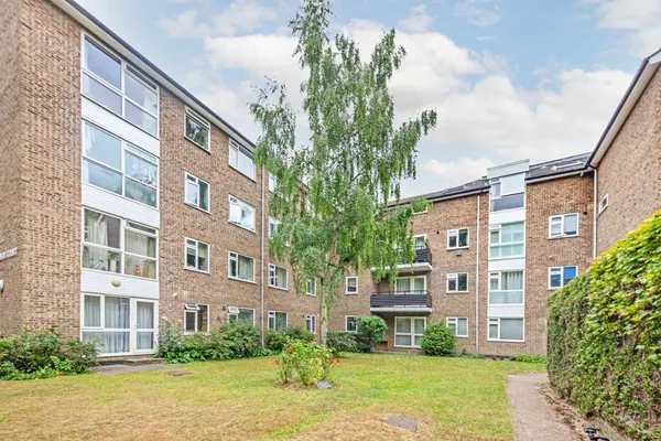 Fairfax Road, Teddington, TW11 photo 1