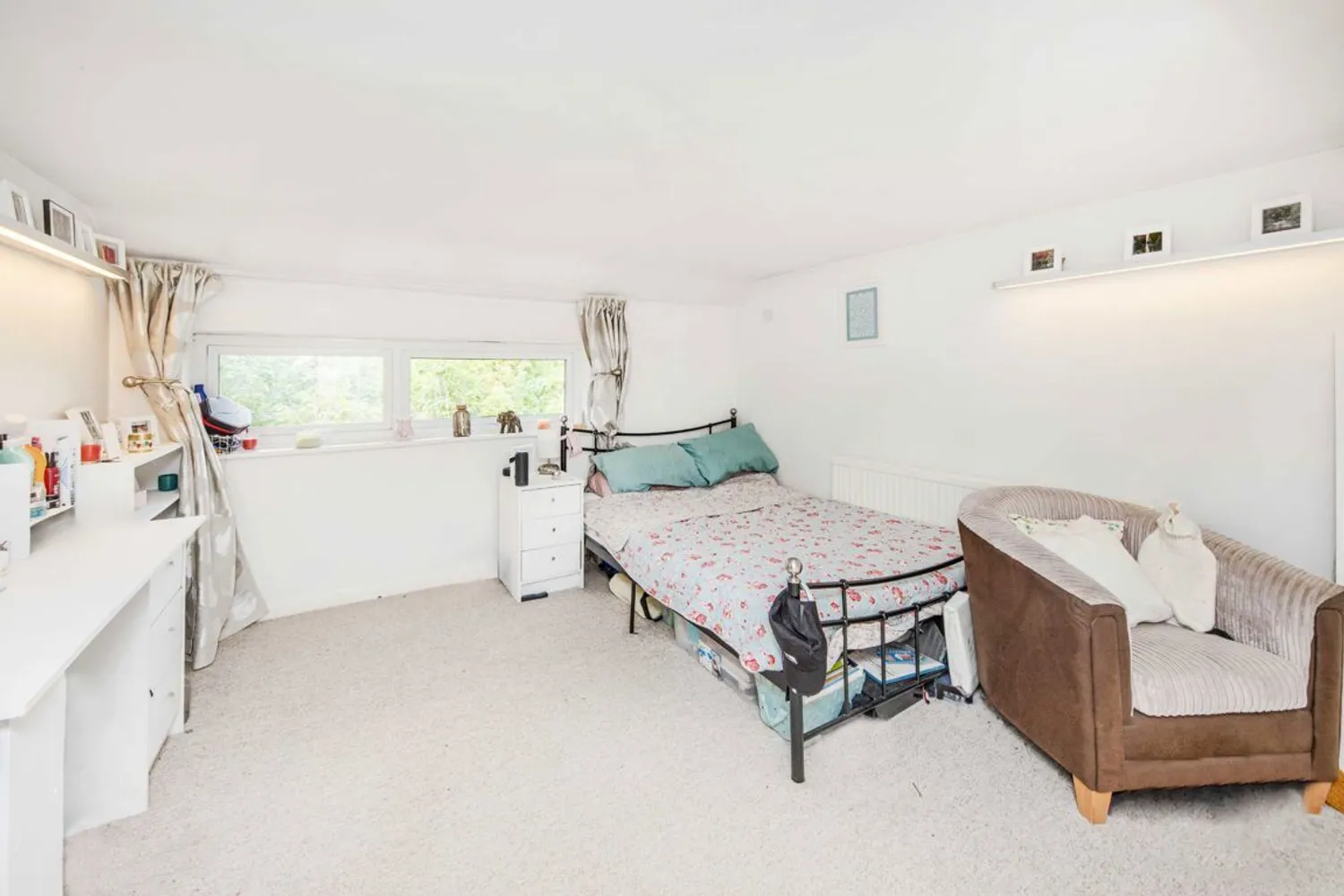 Fairfax Road, Teddington, TW11 photo 5
