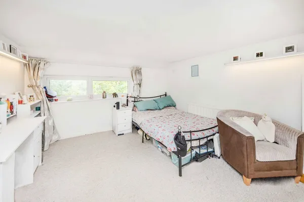 Fairfax Road, Teddington, TW11 photo 5