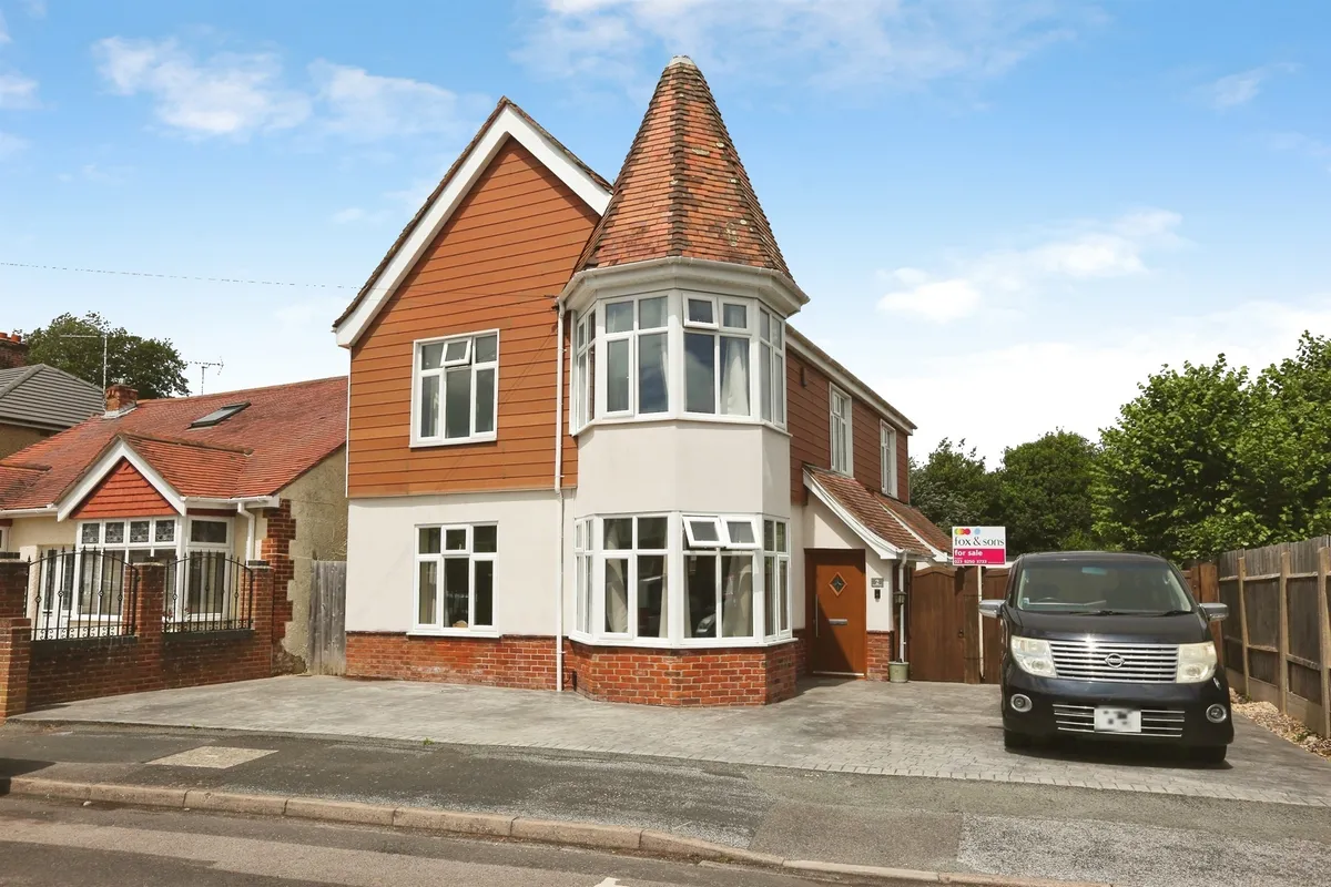 Grove Avenue, Gosport