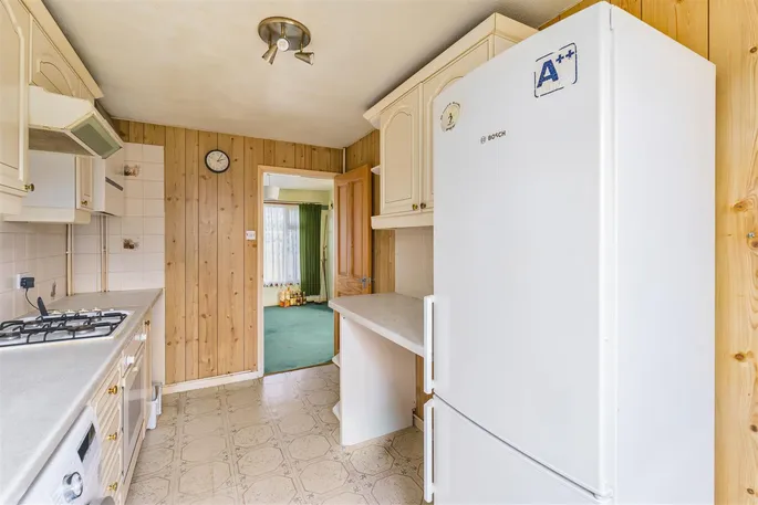 Property carousel image 11