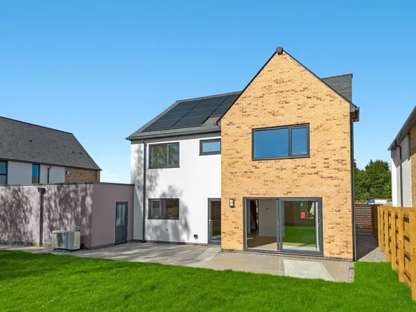 Kinnersley B - Lynden Place, Newcourt Road, EX3 photo 2