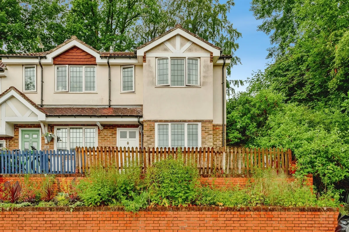 Squirrel Ridge, Crawley Down, Crawley