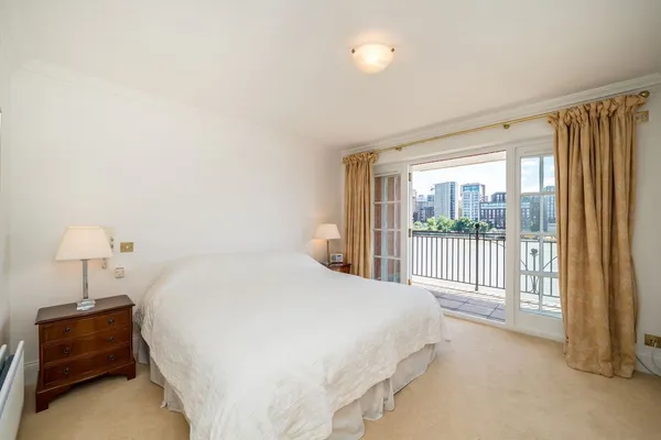 Grosvenor Road, London, SW1V photo 4