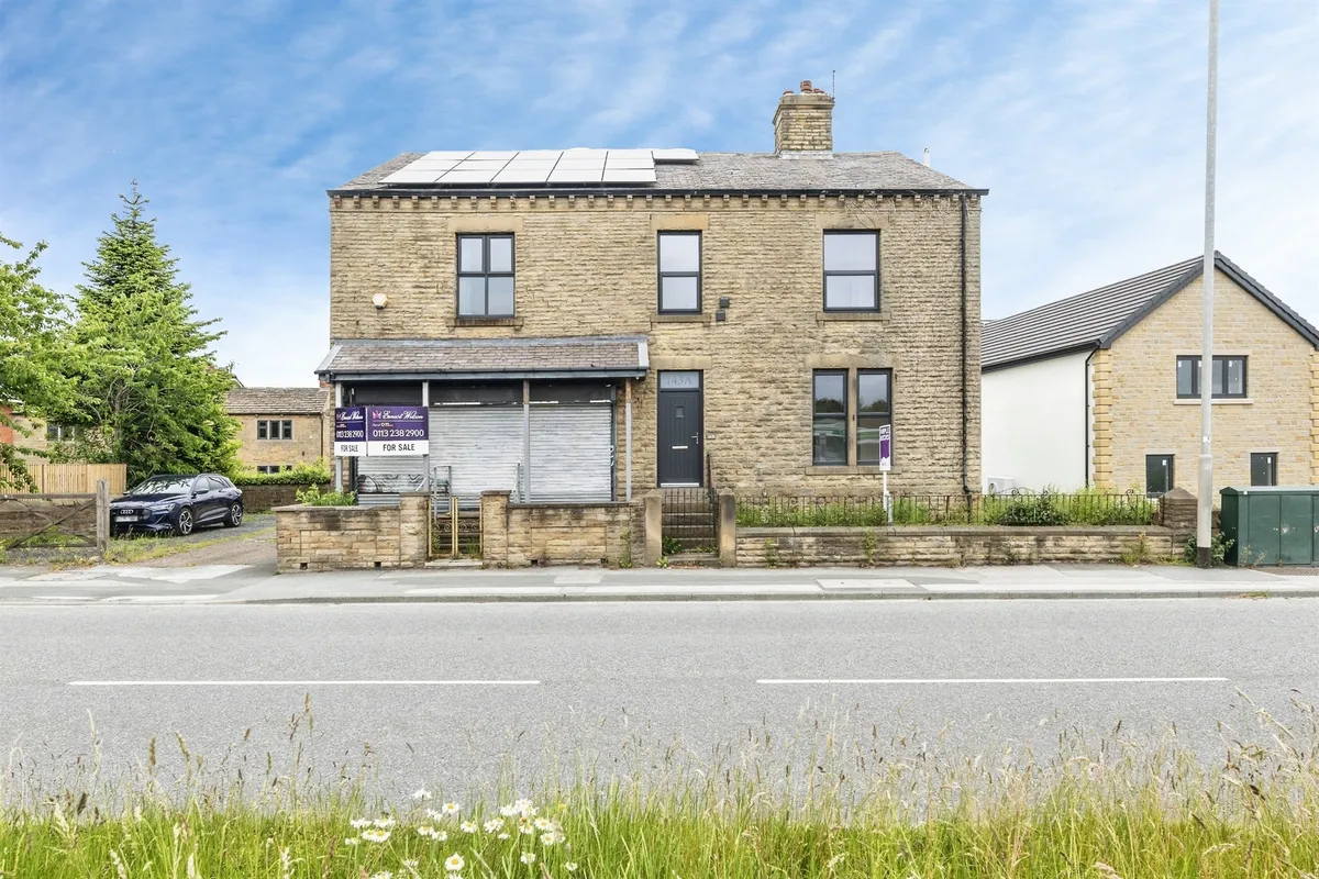 Wakefield Road, Gildersome, Leeds