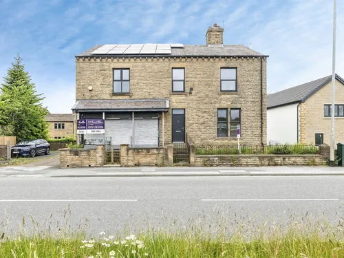 Wakefield Road, Gildersome, Leedsphoto