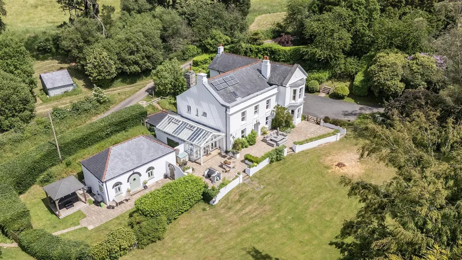 Property Image 36