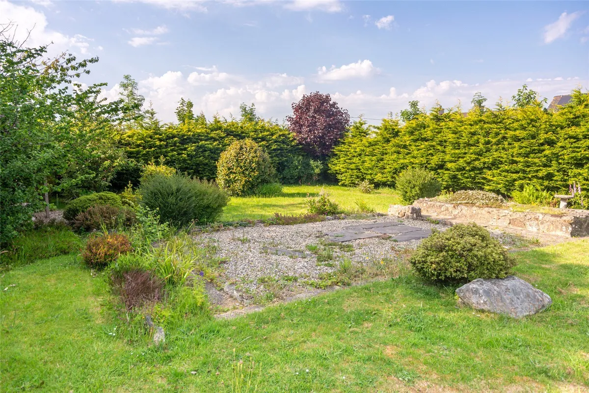 Llanrug, Caernarfon, Gwynedd, LL55
