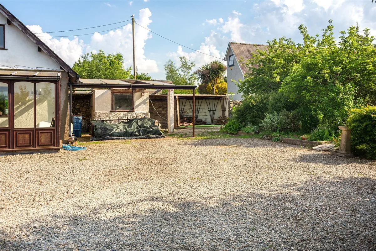 Llanrug, Caernarfon, Gwynedd, LL55