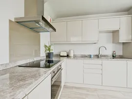 Brentwood Close, Soothill, Batley thumb 2