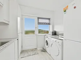 Brentwood Close, Soothill, Batley thumb 3
