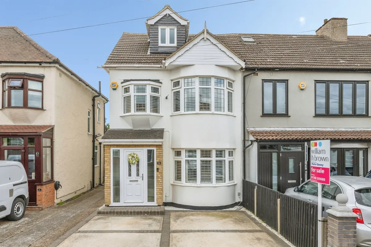 Eastwood Drive, Rainham