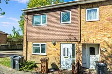 Launcelot Close, ANDOVER