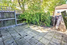 Launcelot Close, ANDOVER