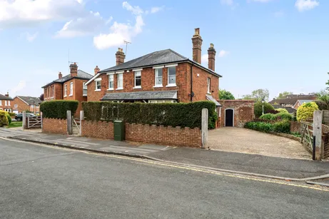 The Crescent, Maidenhead, SL6