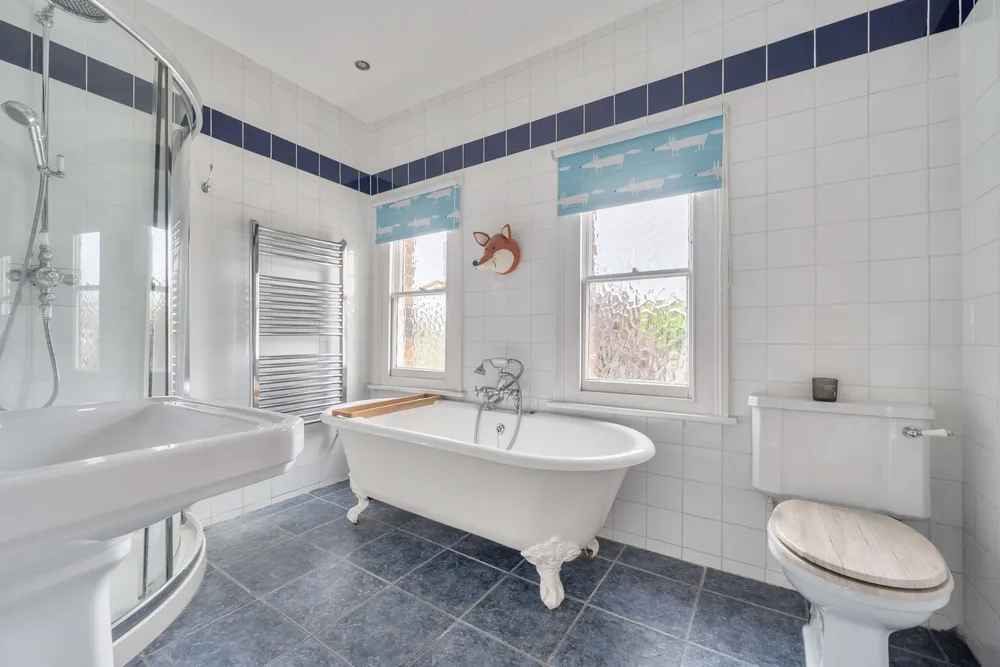 The Crescent, Maidenhead, SL6