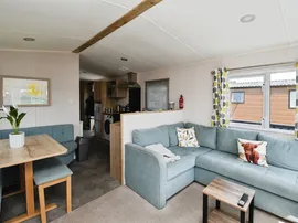 Apple Tree Holiday Park Lineside, Hubberts Bridge, Boston thumb 3