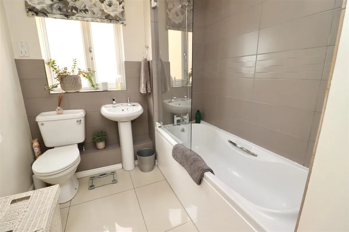 Medlar Drive, Welton,