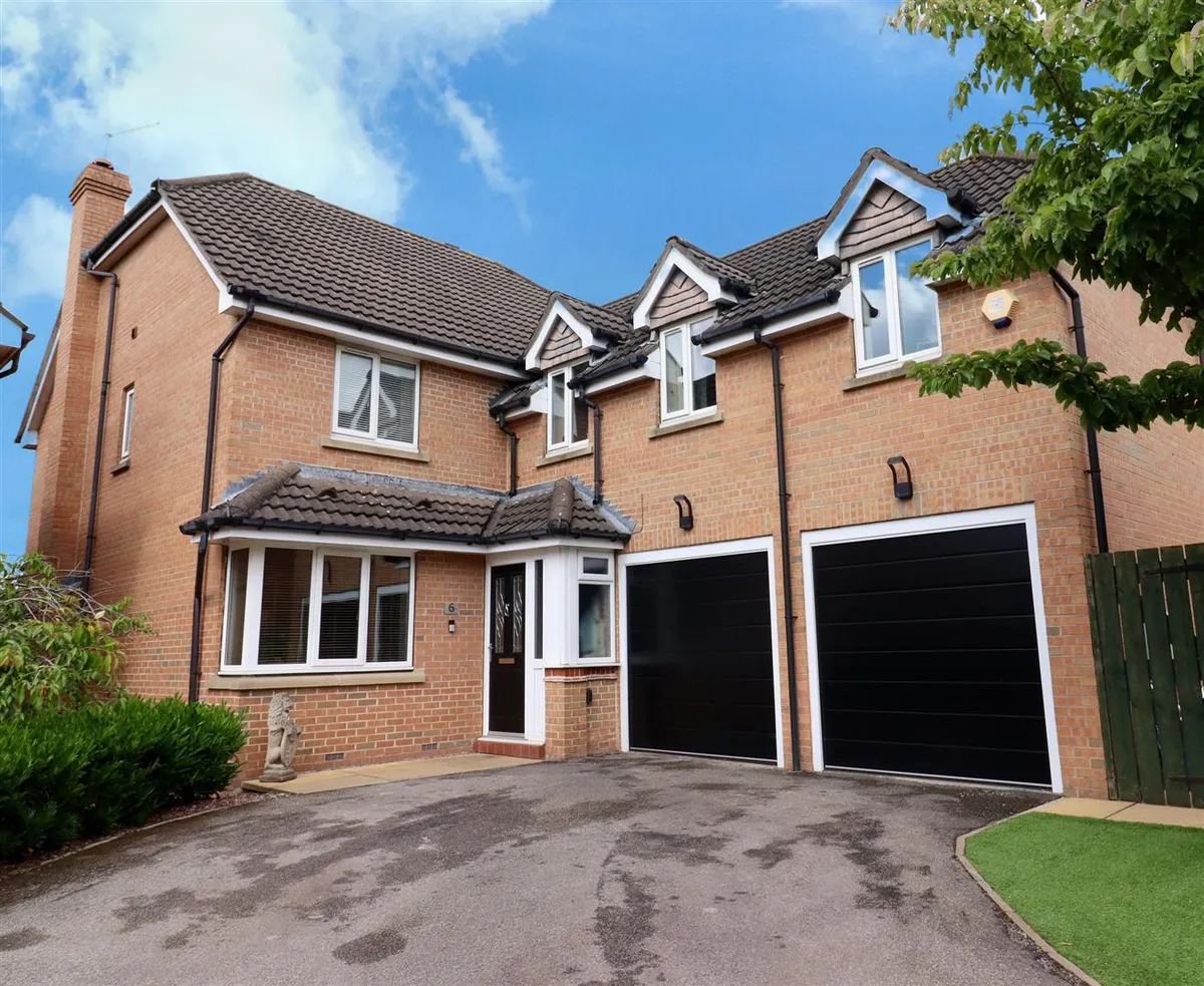 Medlar Drive, Welton,
