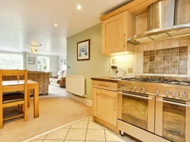 Mill Lane, Oakworth, Keighley thumb 3