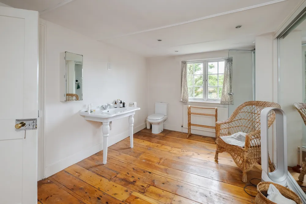 Canonbury Square, London, N1