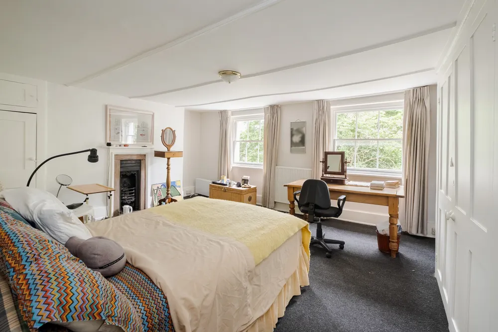 Canonbury Square, London, N1