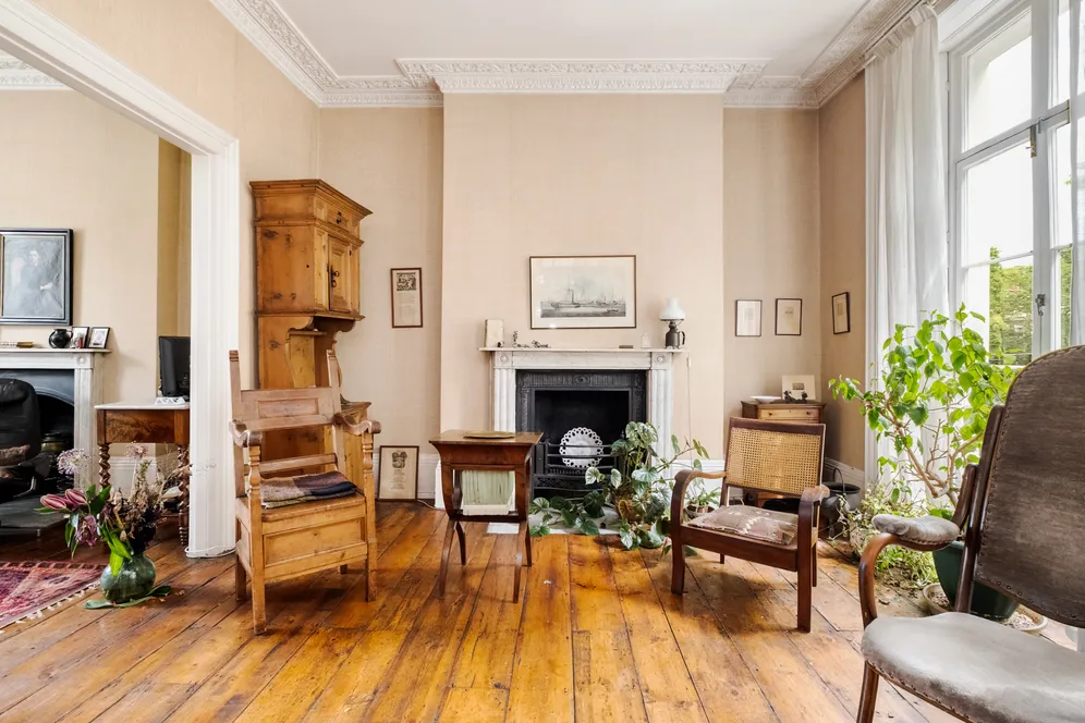 Canonbury Square, London, N1 photo 16