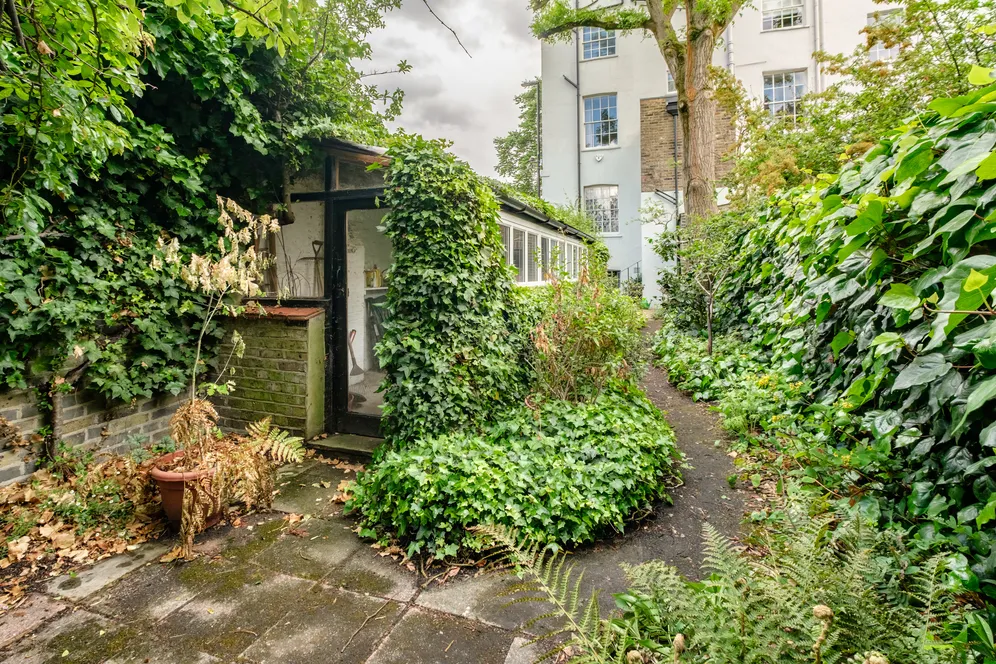 Canonbury Square, London, N1 photo 18