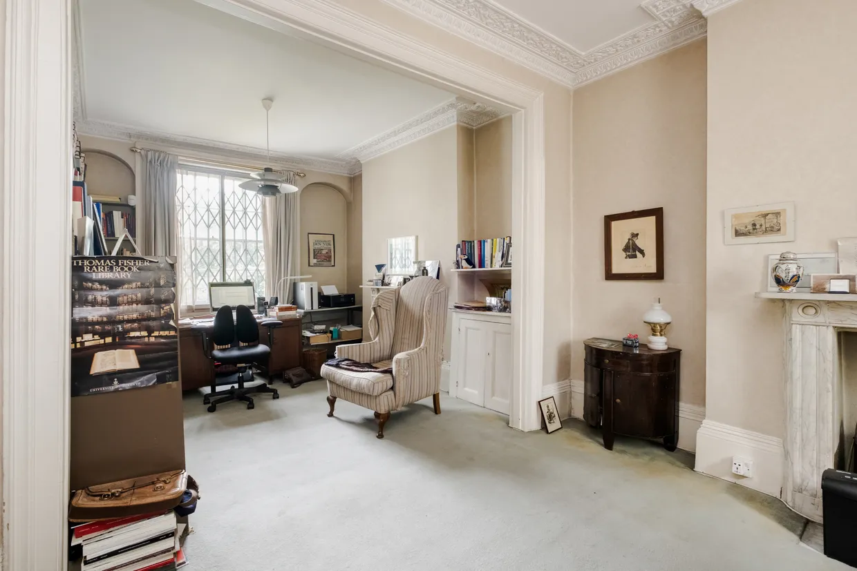 Canonbury Square, London, N1 photo 21