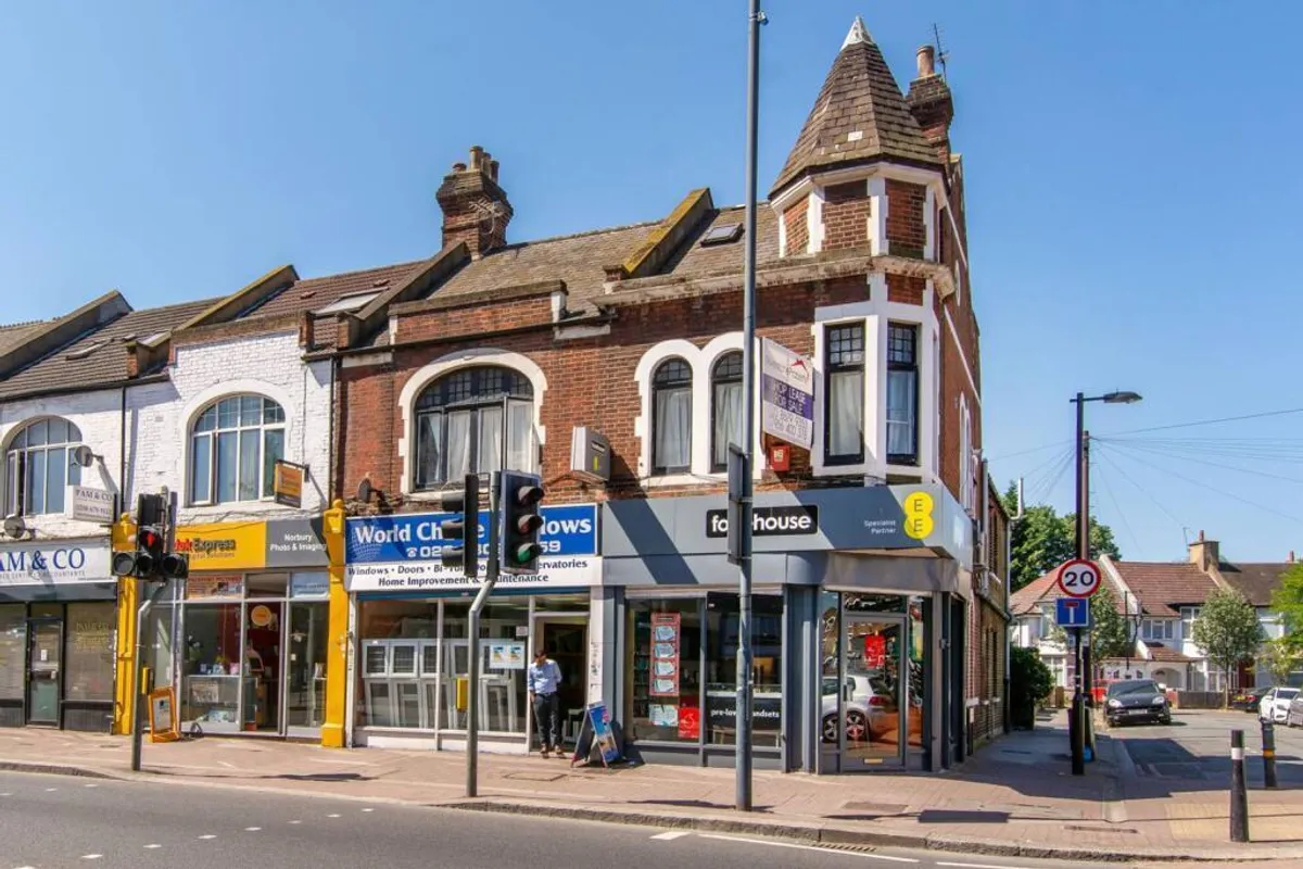 London Road, LONDON