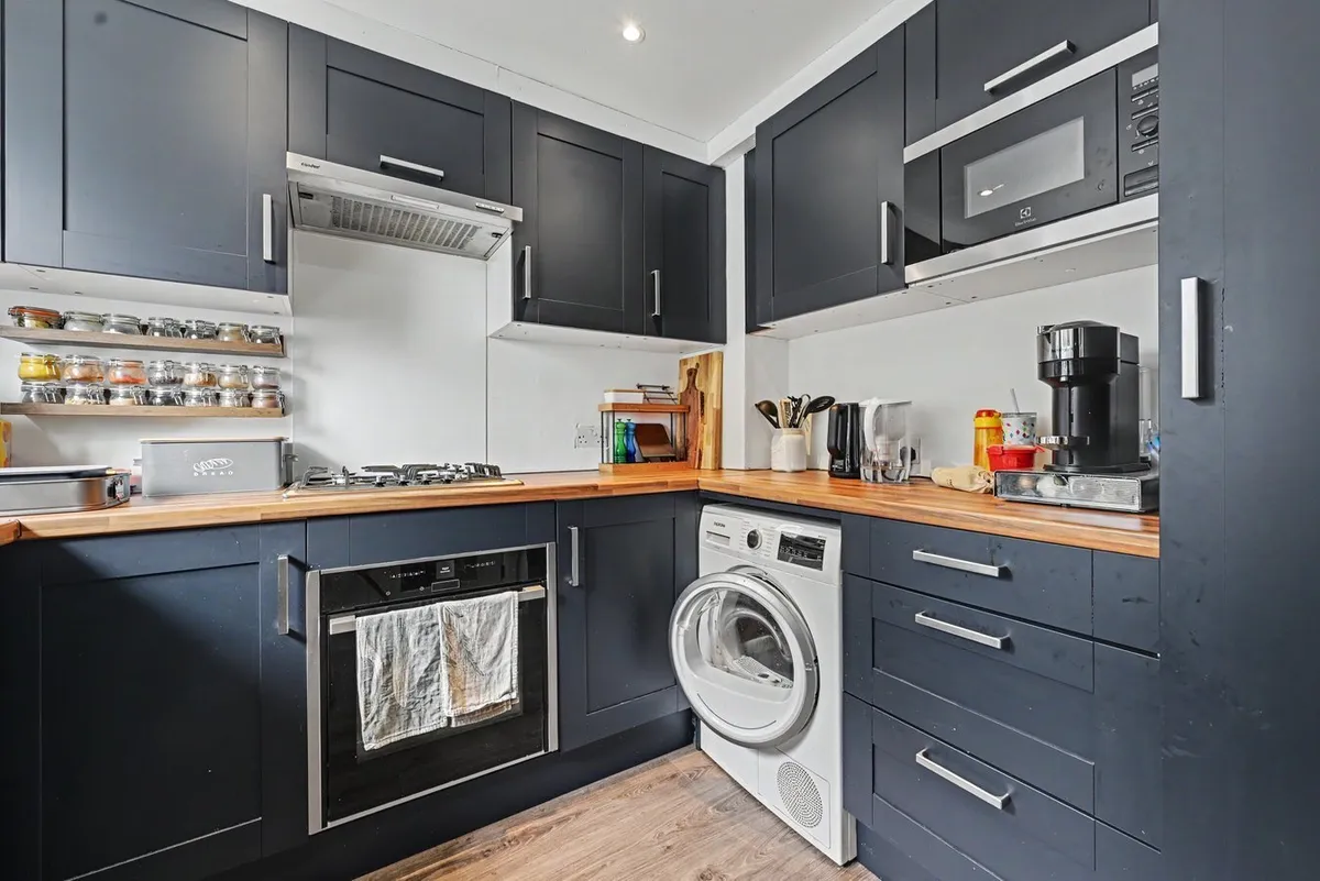 Hawarden Hill, London, NW2